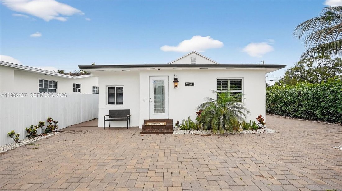 House in Miami, Florida, United States 1 - 17520345