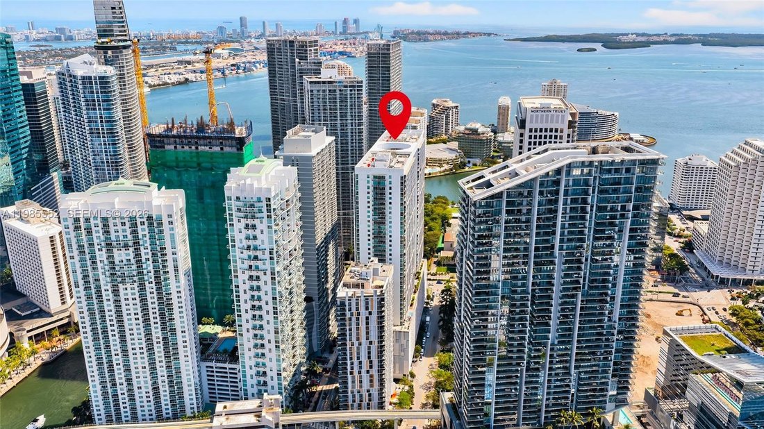 Condo in Miami, Florida, United States 4 - 17520332