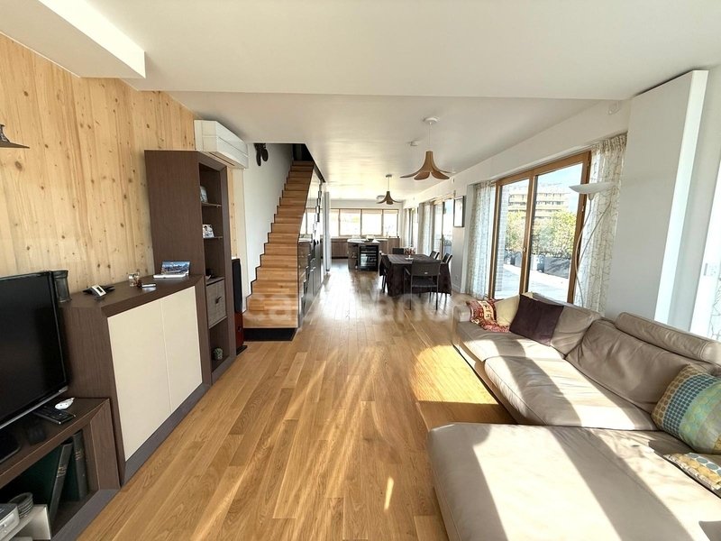 Apartment in Plateau-Mont Valérien, Rueil-Malmaison, France 2 - 17524596