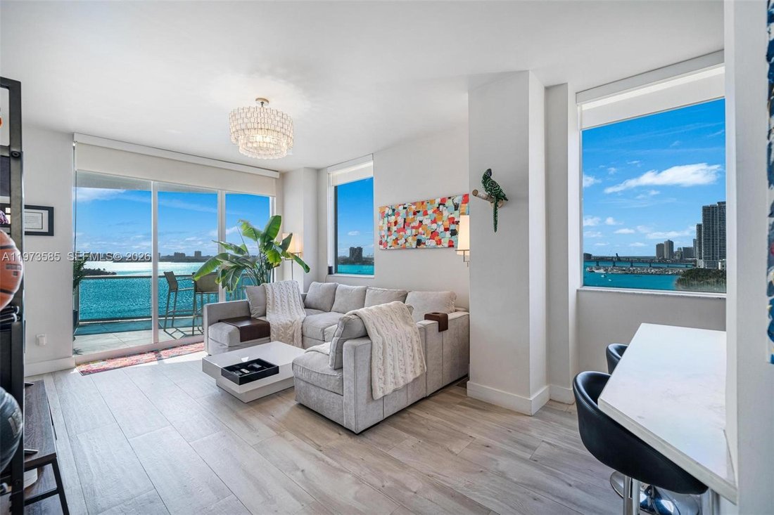 Condo in Miami, Florida, United States 2 - 17520455