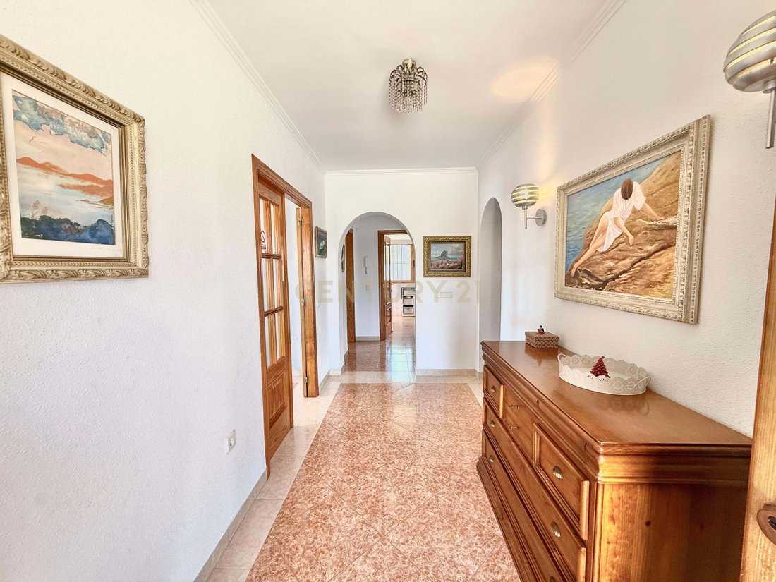 Villa in Calp / Calpe, Valencian Community, Spain 4 - 17524451