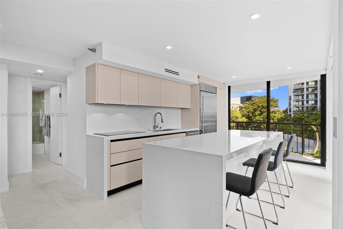 Condo in Miami, Florida, United States 3 - 17520373
