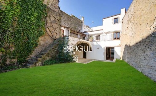 Villa in Torroella de Montgri, Catalonia, Spain 1