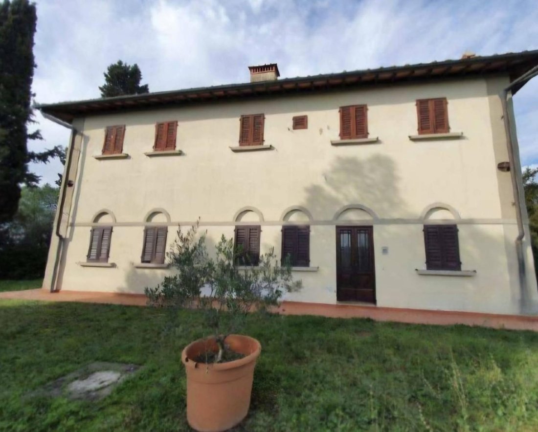 Villa in Center, Castelfiorentino, Tuscany 2 - 17523411