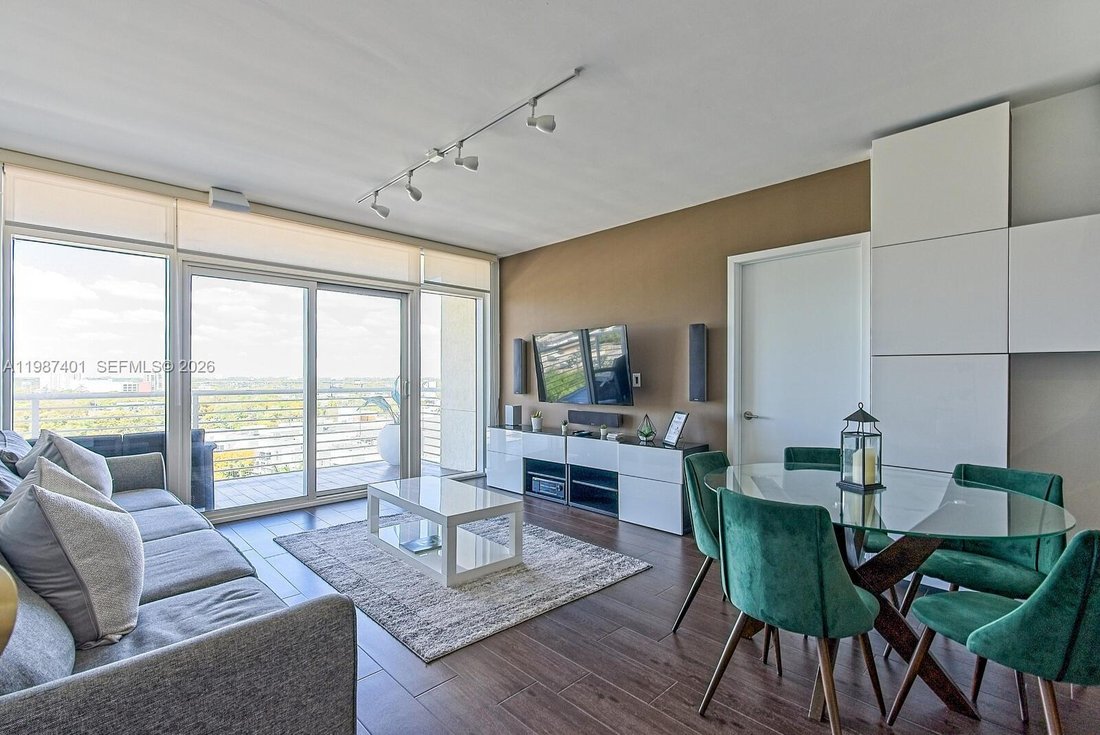 Condo in Miami, Florida, United States 4 - 17520286