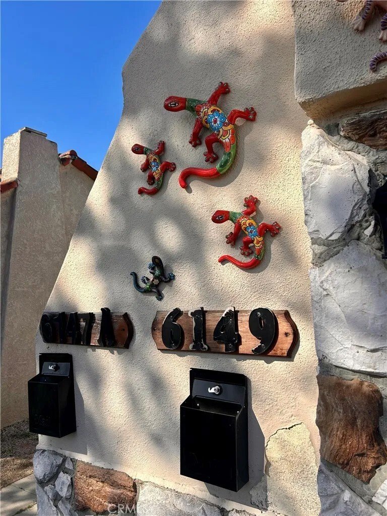 House in Signal Hill, California, United States 5 - 17521381