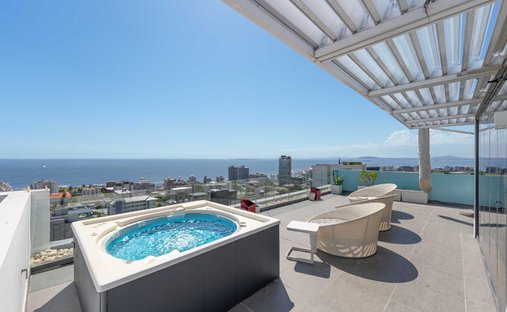 Penthouse in Sea Point, Atlantic Seaboard, Cape Town 1