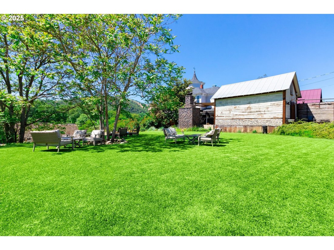 House in Roseburg, Oregon, United States 3 - 17523419