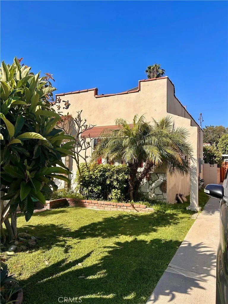 House in Signal Hill, California, United States 3 - 17521381