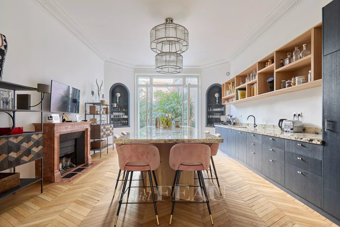 Apartment in Bois de Boulogne, Paris 16e Arrondissement, Paris 4 - 17519519