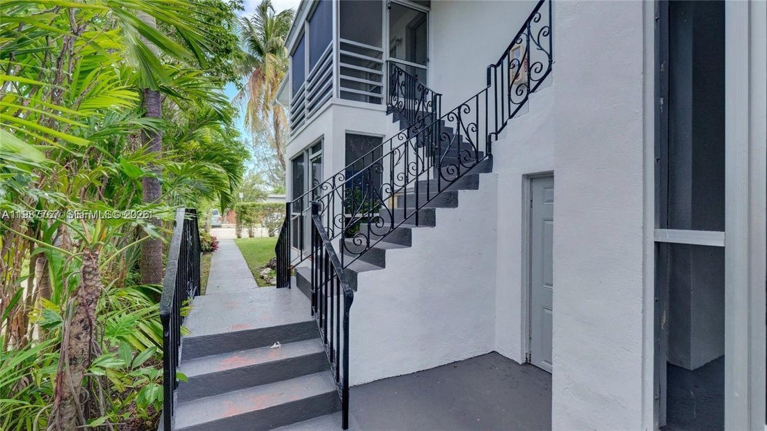 Miami Beach, Florida, United States 5 - 17520174