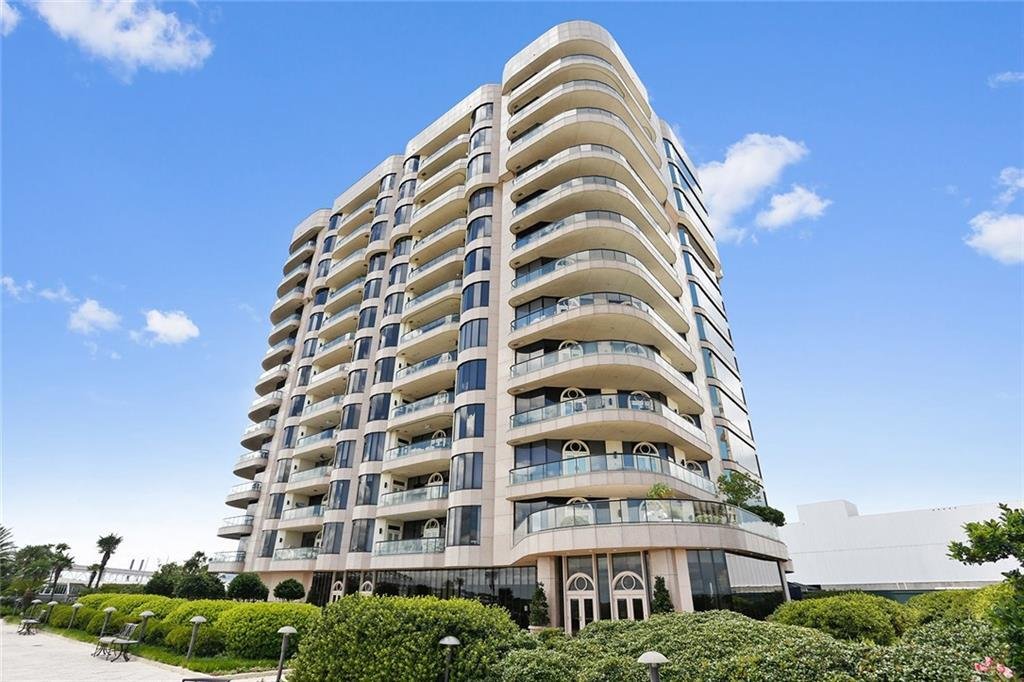 Condo in New Orleans, Louisiana, United States 2 - 17519625