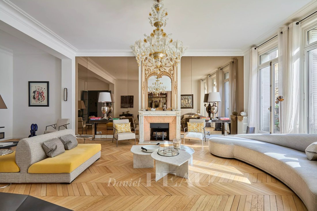 Apartment in Bois de Boulogne, Paris 16e Arrondissement, Paris 3 - 17519519