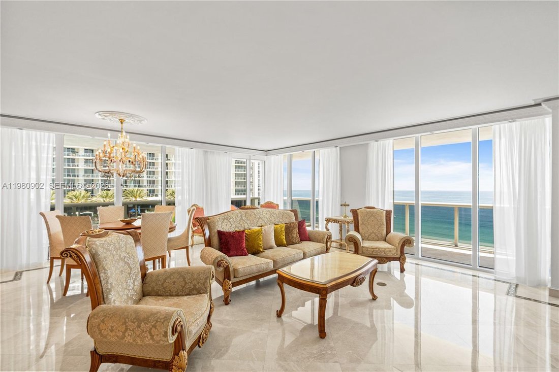 Condo in Hallandale Beach, Florida, United States 4 - 17520354