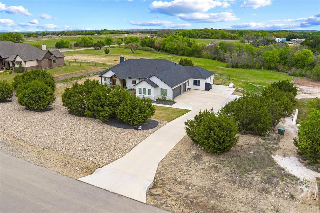 House in Weatherford, Texas, United States 1 - 17524188