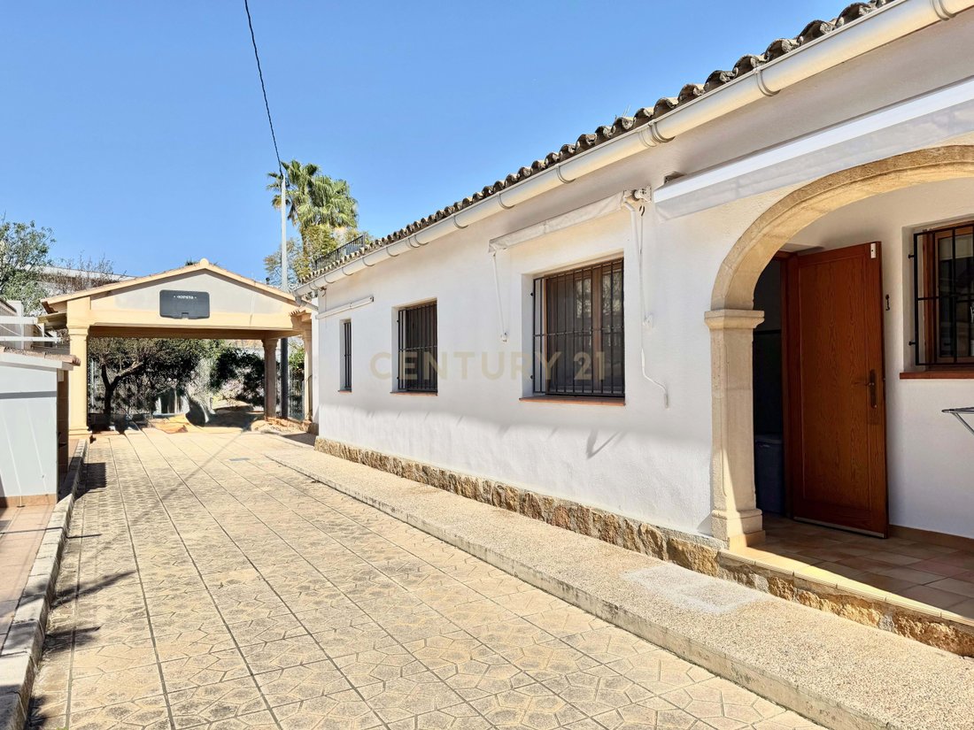 Villa in Calp / Calpe, Valencian Community, Spain 3 - 17524451