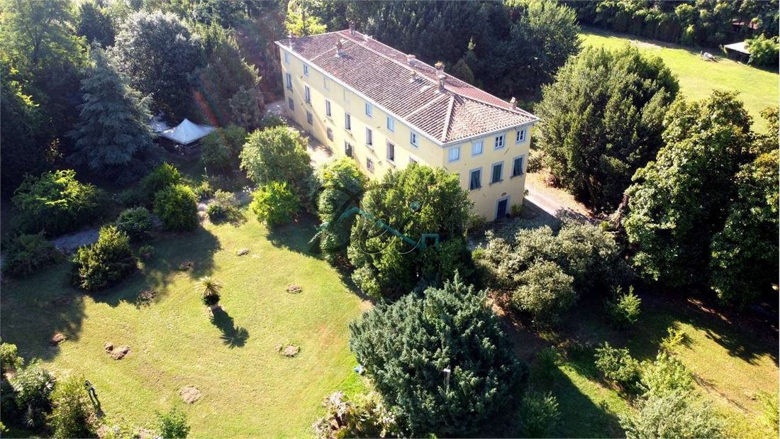 Villa in Pieve di Brancoli, Lucca, Tuscany 4 - 17524539