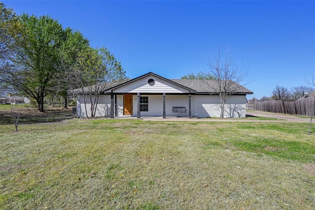 House in Sachse, Texas, United States 3 - 17521995