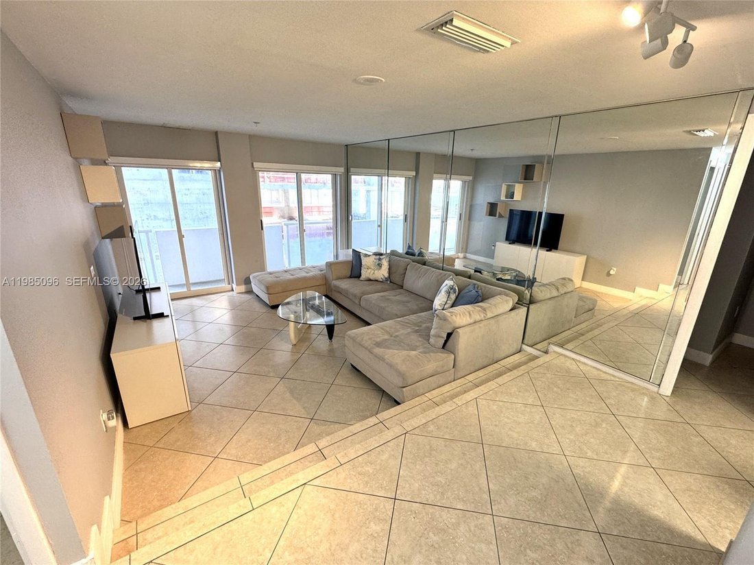 Condo in Bal Harbour, Florida, United States 1 - 17520237