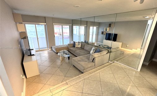 Condo in Bal Harbour, Florida, United States 1
