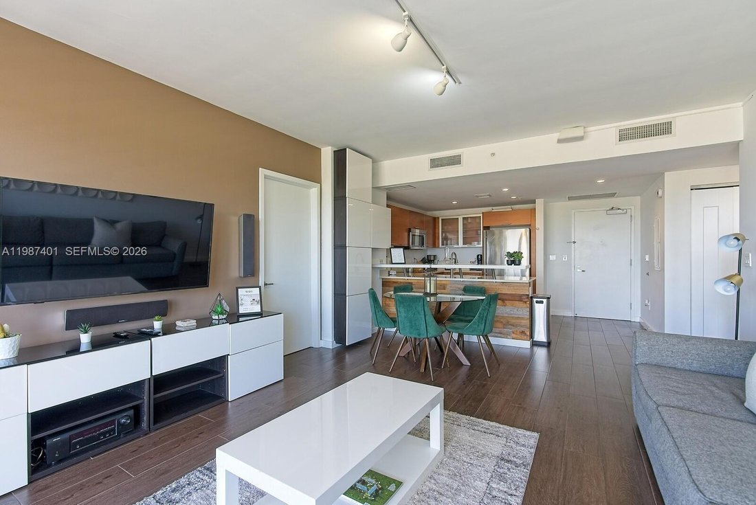 Condo in Miami, Florida, United States 1 - 17520286
