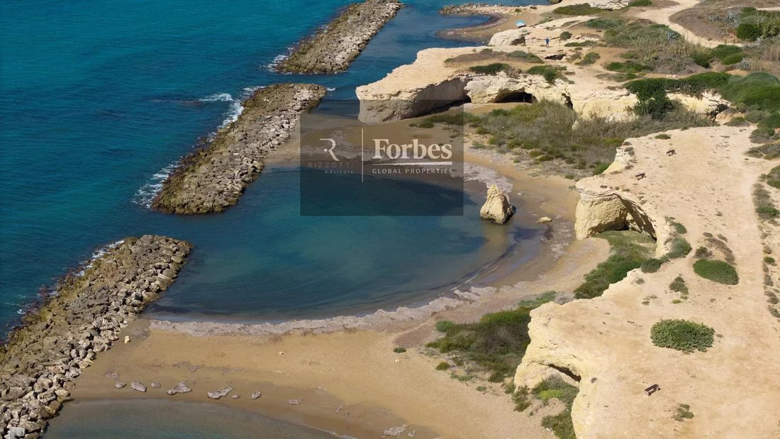 Villa in Saint Mary del Focallo - Marina di Marza, Ispica, Sicily 3 - 17524480