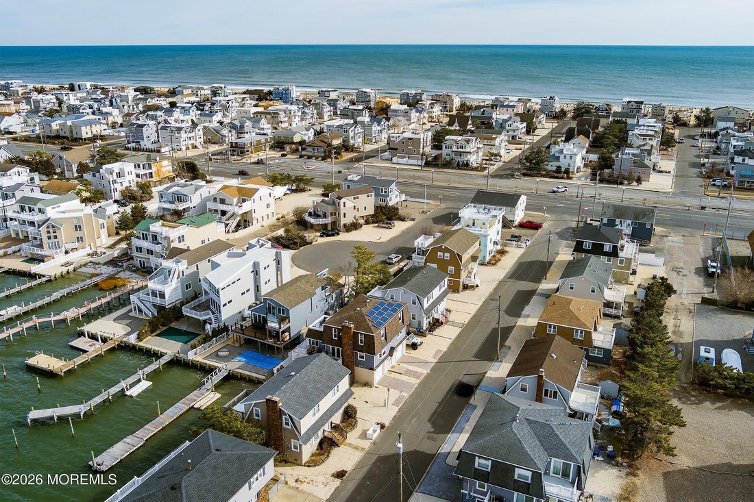 House in Beach Haven, New Jersey, United States 3 - 17519020
