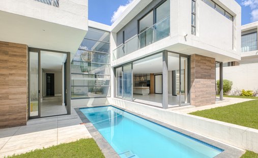 Country House in Sandton, Gauteng, South Africa 1