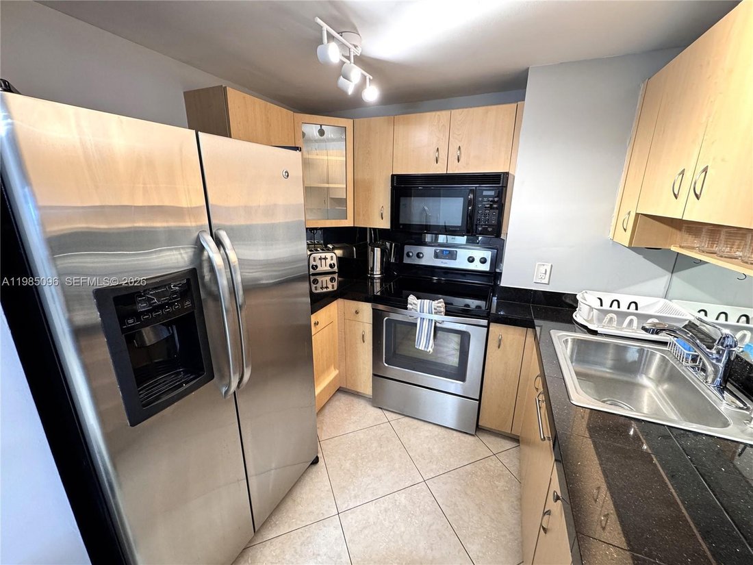 Condo in Bal Harbour, Florida, United States 5 - 17520237