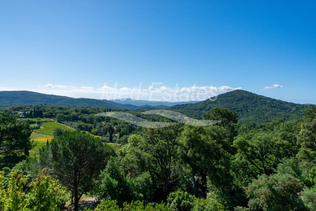 Villa in La Garde-Freinet, Provence-Alpes-Côte d'Azur, France 2 - 17520646