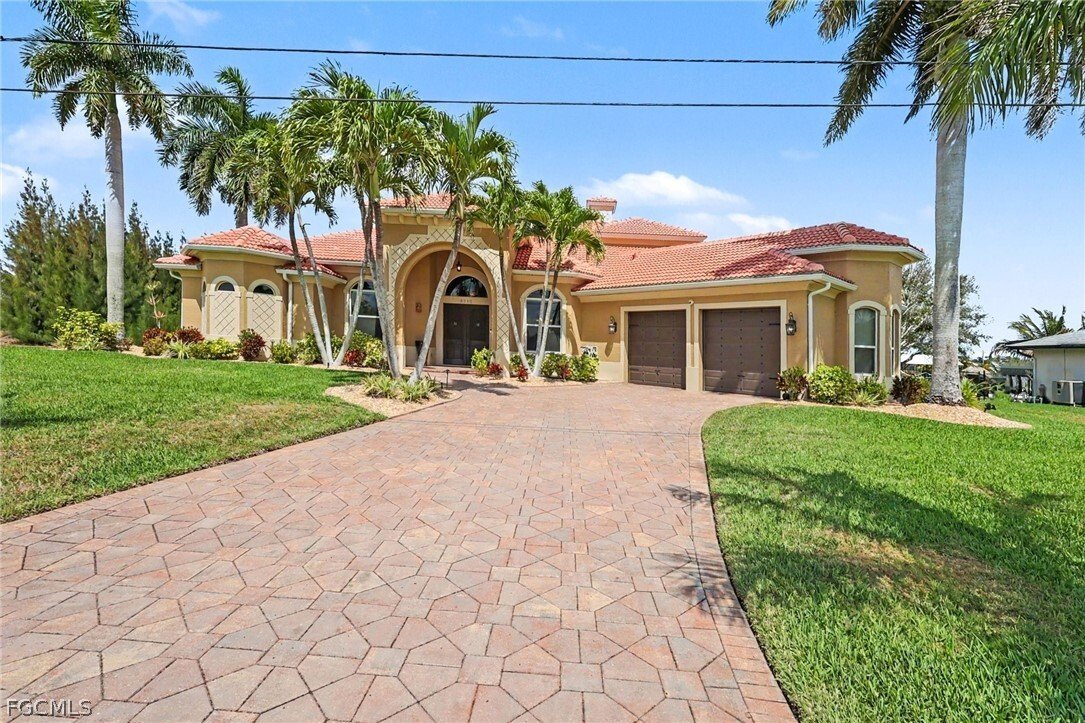 House in Cape Coral, Florida, United States 2 - 17519513