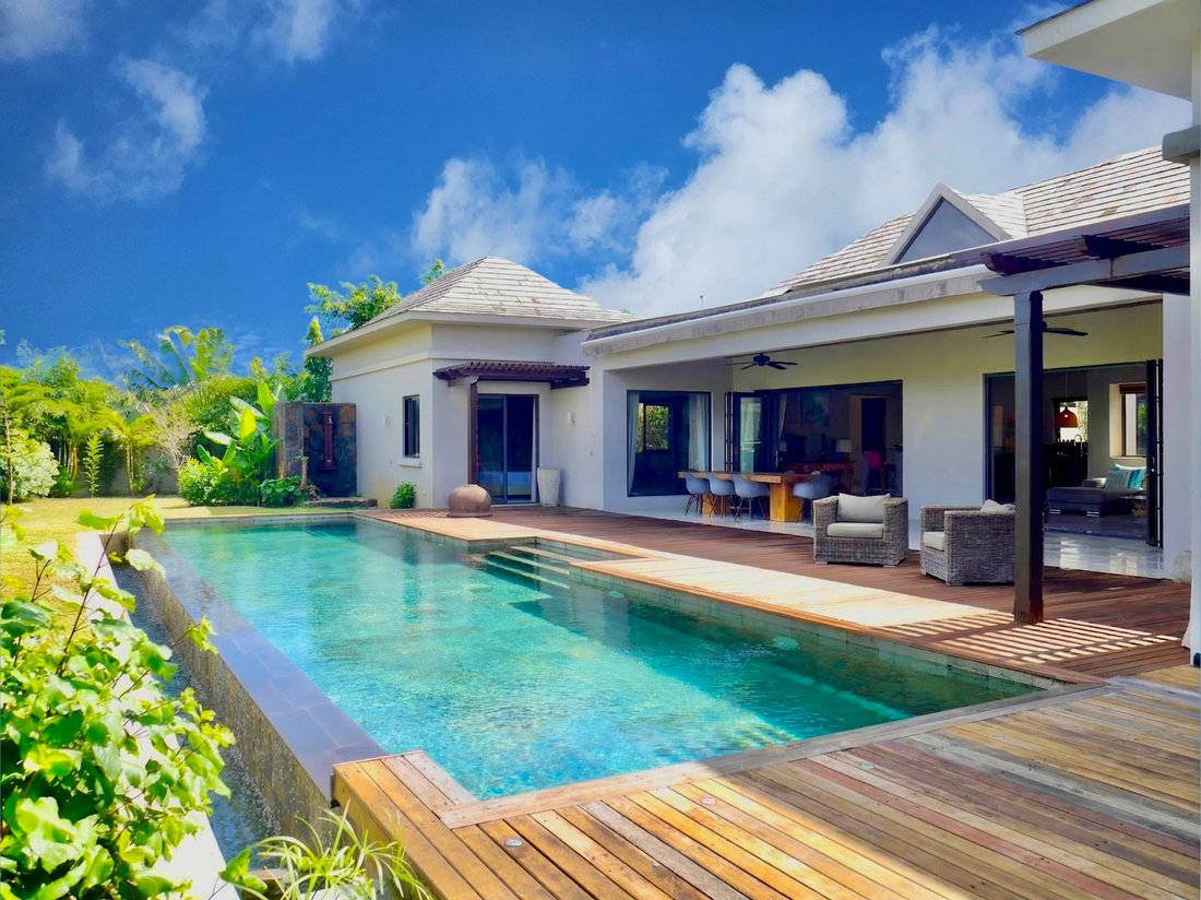 Villa in Grand Baie, Rivière du Rempart District, Mauritius 2 - 17332563