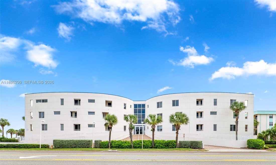 Condo in Indialantic, Florida, United States 2 - 17205629