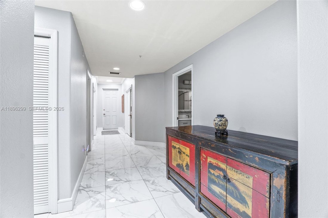 Condo in Indialantic, Florida, United States 5 - 17205629