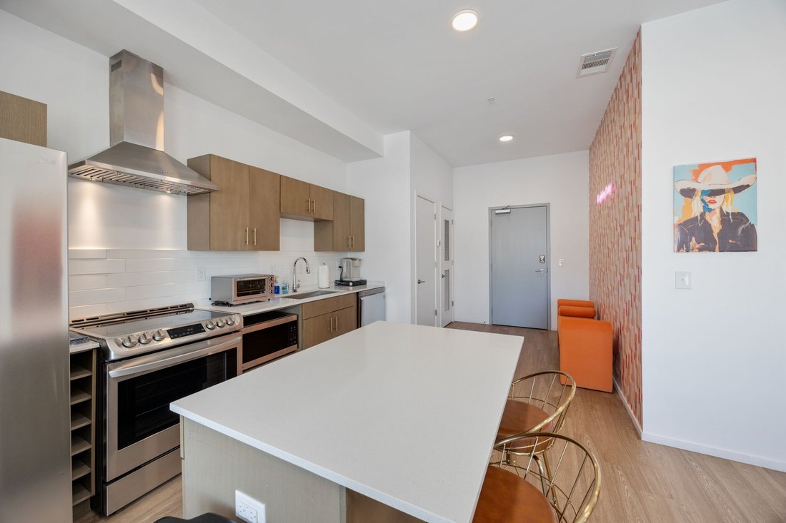 Condo in Nashville, Tennessee, United States 4 - 17520848