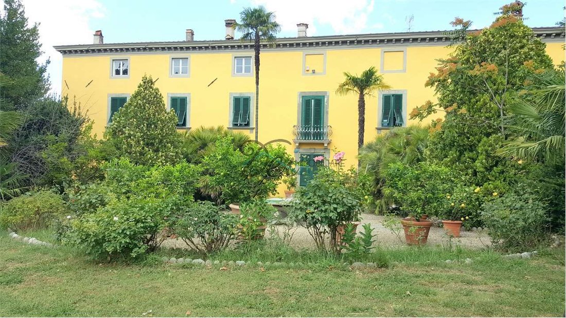 Villa in Pieve di Brancoli, Lucca, Tuscany 1 - 17524539