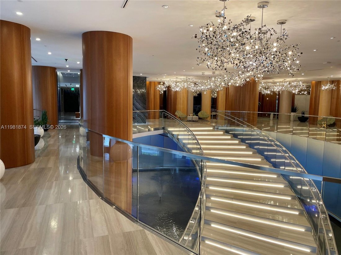 Condo in Miami, Florida, United States 1 - 17520471