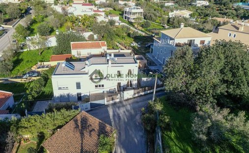 Townhouse in Loule (Sao Clemente), Algarve, Portugal 1