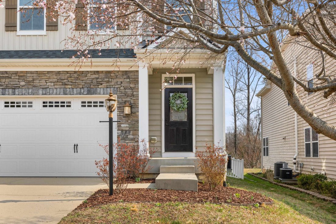 House in Charlottesville, Virginia, United States 2 - 17519066