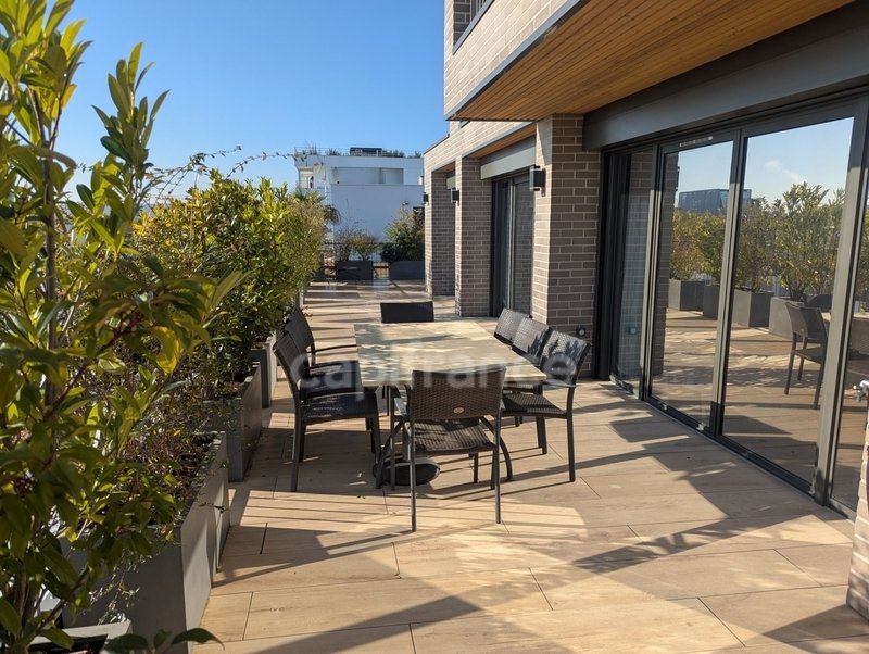 Apartment in Plateau-Mont Valérien, Rueil-Malmaison, France 1 - 17524596