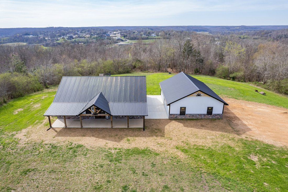 House in Hohenwald, Tennessee, United States 5 - 17418368