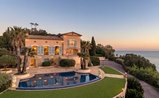 House in Le Dramont-Agay-Anthéor-Le Trayas, Saint-Raphaël, France 1