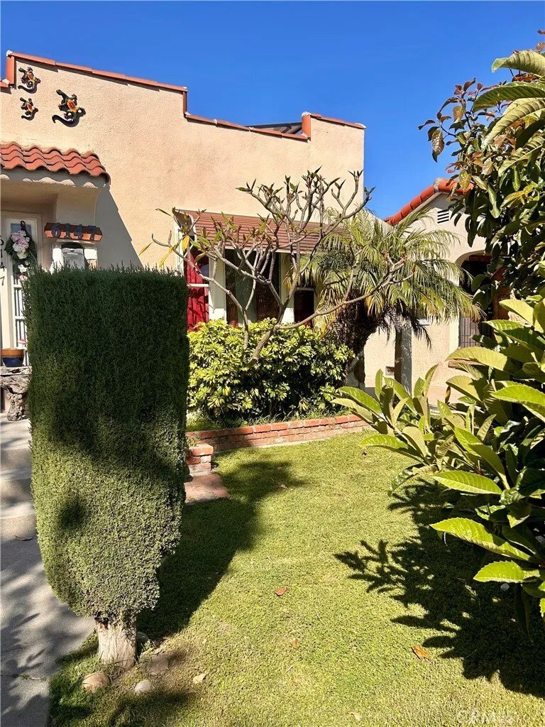 House in Signal Hill, California, United States 2 - 17521381