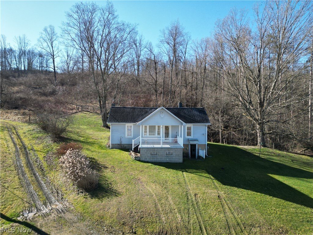 House in Freeport, Ohio, United States 1 - 17523844