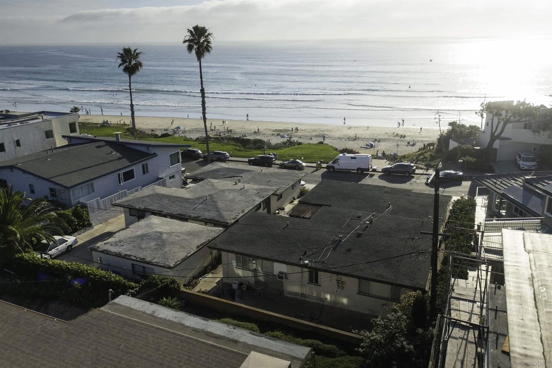 San Diego, California, United States 1 - 17521275