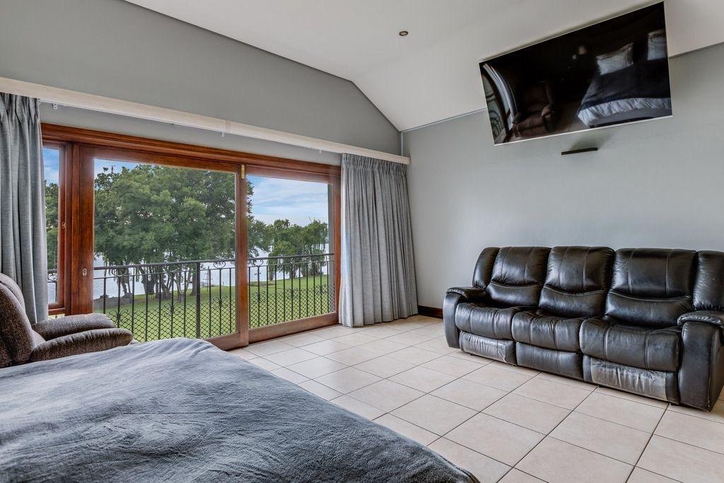 House in Vanderbijlpark, Gauteng, South Africa 5 - 17522957