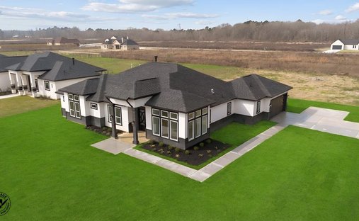 House in Dayton, Texas, United States 1