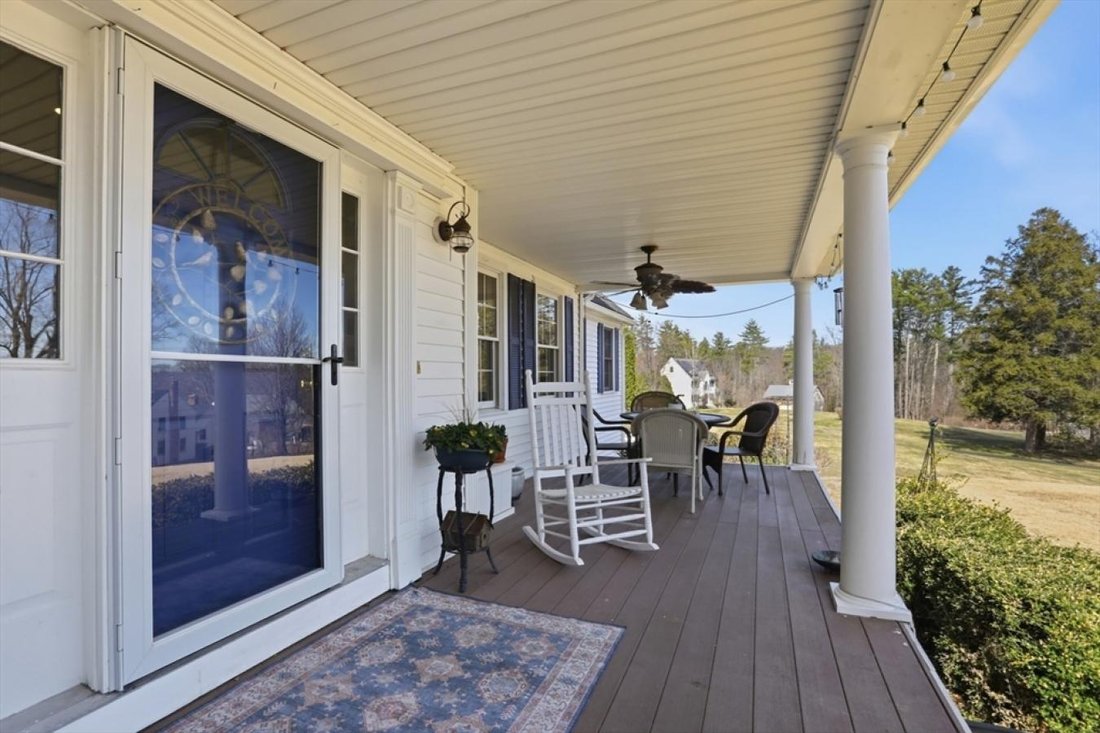 House in Pepperell, Massachusetts, United States 4 - 17521167