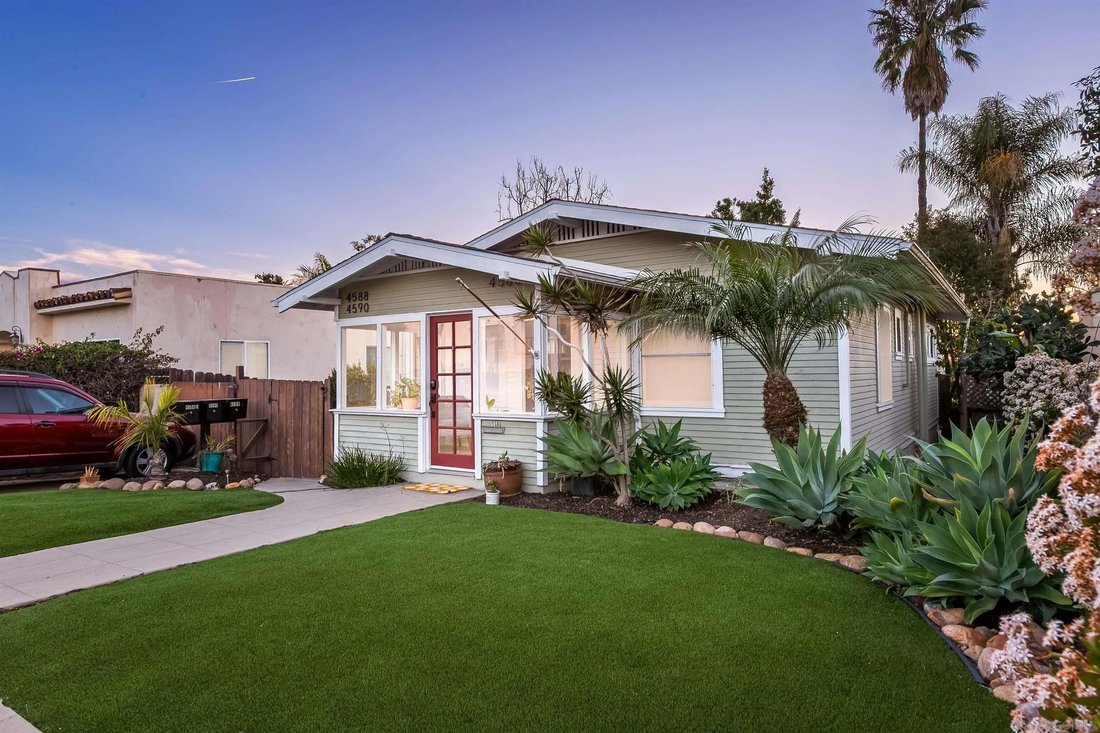 San Diego, California, United States 1 - 17521353