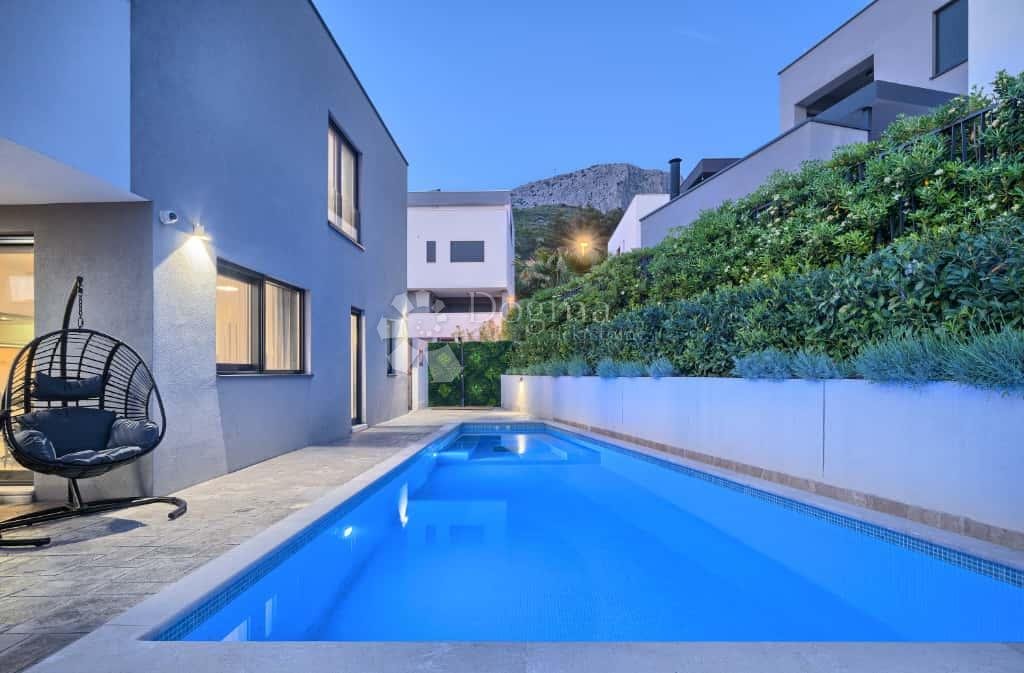House in Strozanac Donji, Split-Dalmatia County, Croatia 4 - 17524435